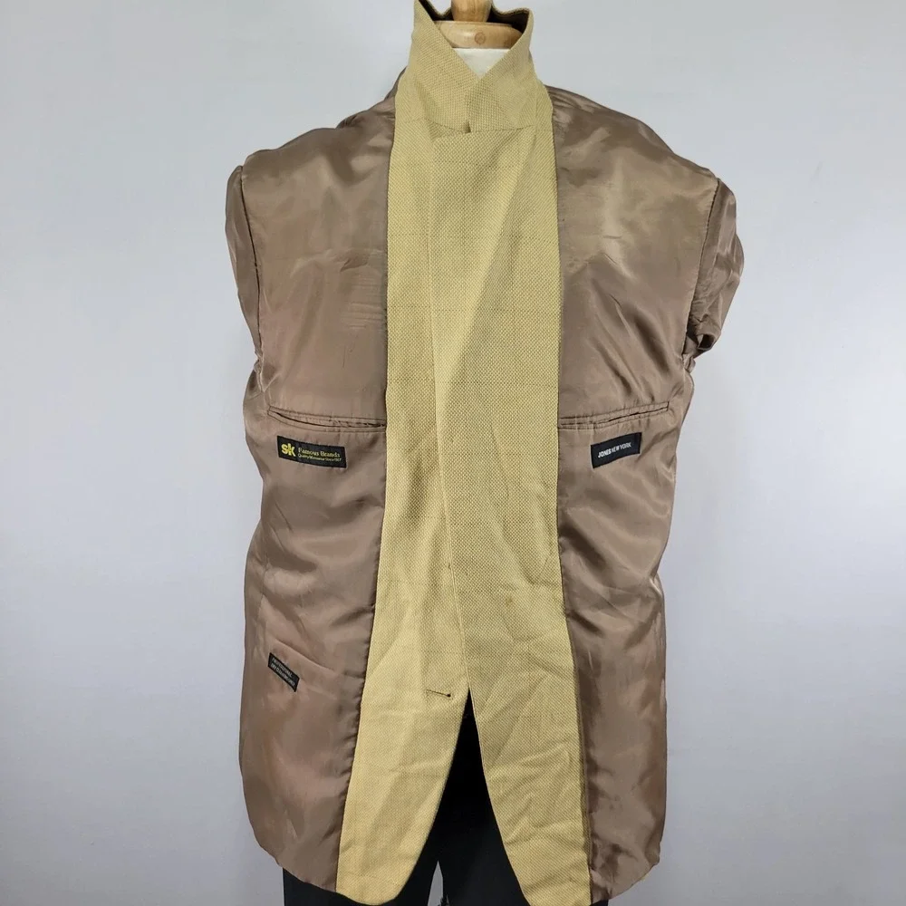 Jones New‎ York Men's Sport Coat Blazer Three Button Beige Plaid Silk Wool 44R